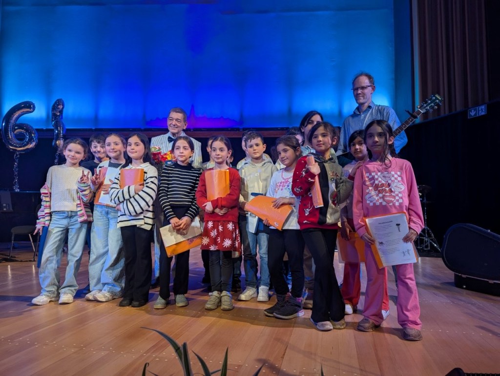 Pestalozzischüler gratulieren dem Bürgermeister zum&nbsp;Geburtstag